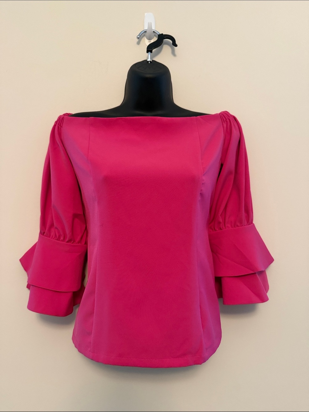 Gracia- Elegant Off-Shoulder Pink Puff Sleeve Top